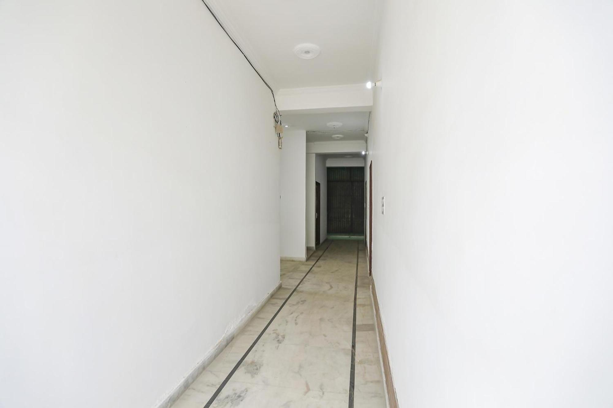 מלון נוידה Fabexpress Samira Residency, Near Botanical Garden מראה חיצוני תמונה